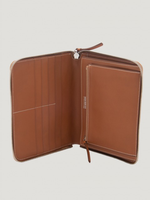 30OFFZIP AROUND TRAVEL WALLET TAN