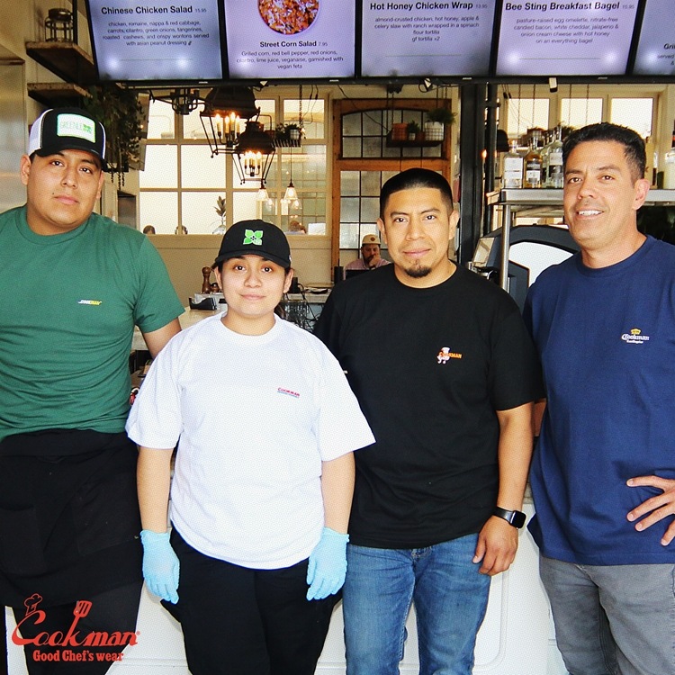 Embroidery T����� Restaurant