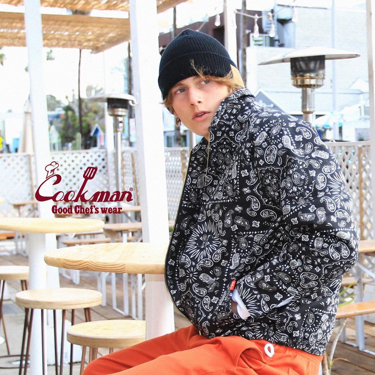 �ǥ�Х꡼���㥱�å� Delivery Jacket EX Warm Paisley Black