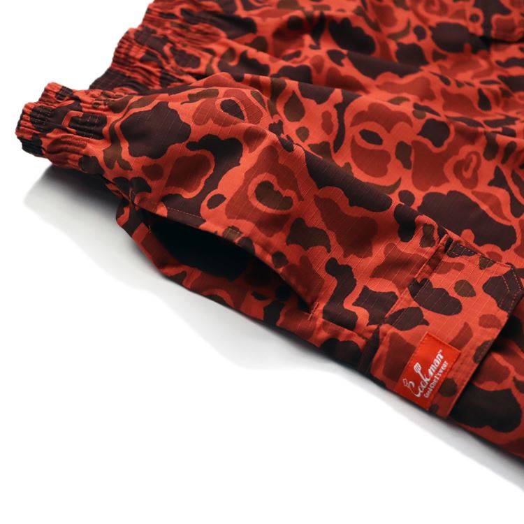 եѥ Chef Pants Short Cargo Ripstop Duck Hunter Camo Red