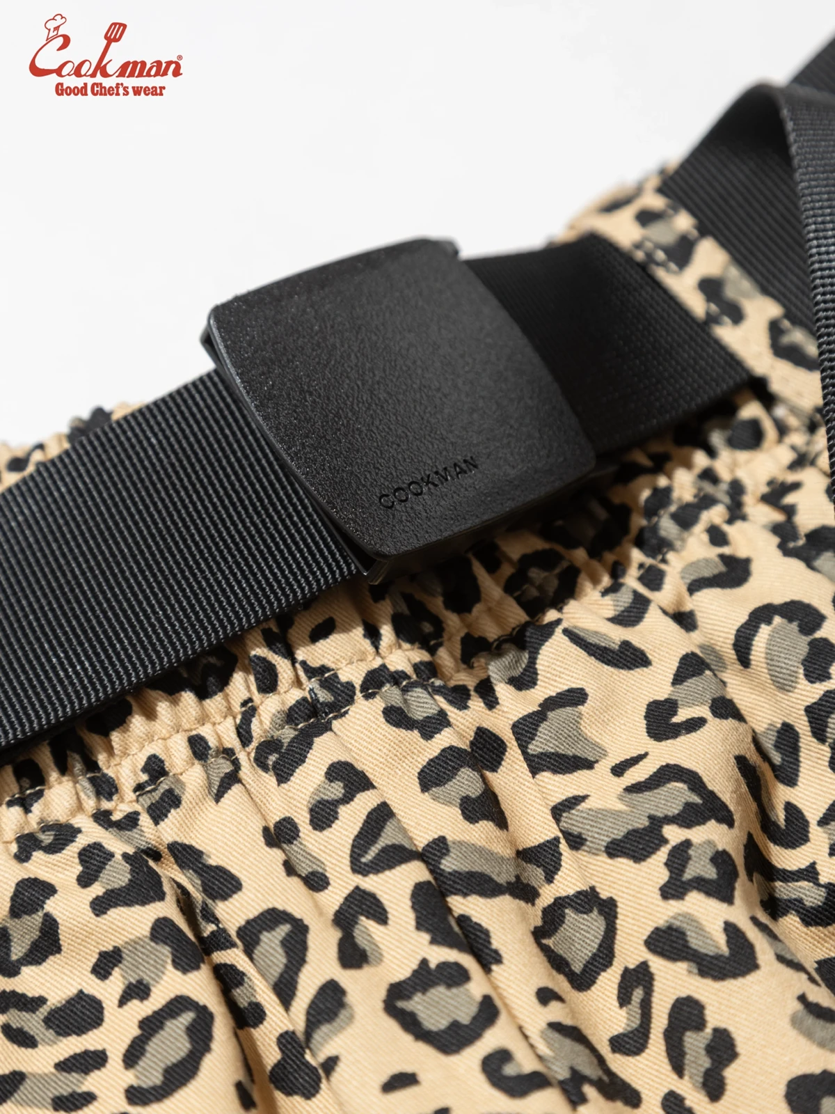 �����եѥ�� Chef Pants Short  Black Belt Vision Leopard Beige