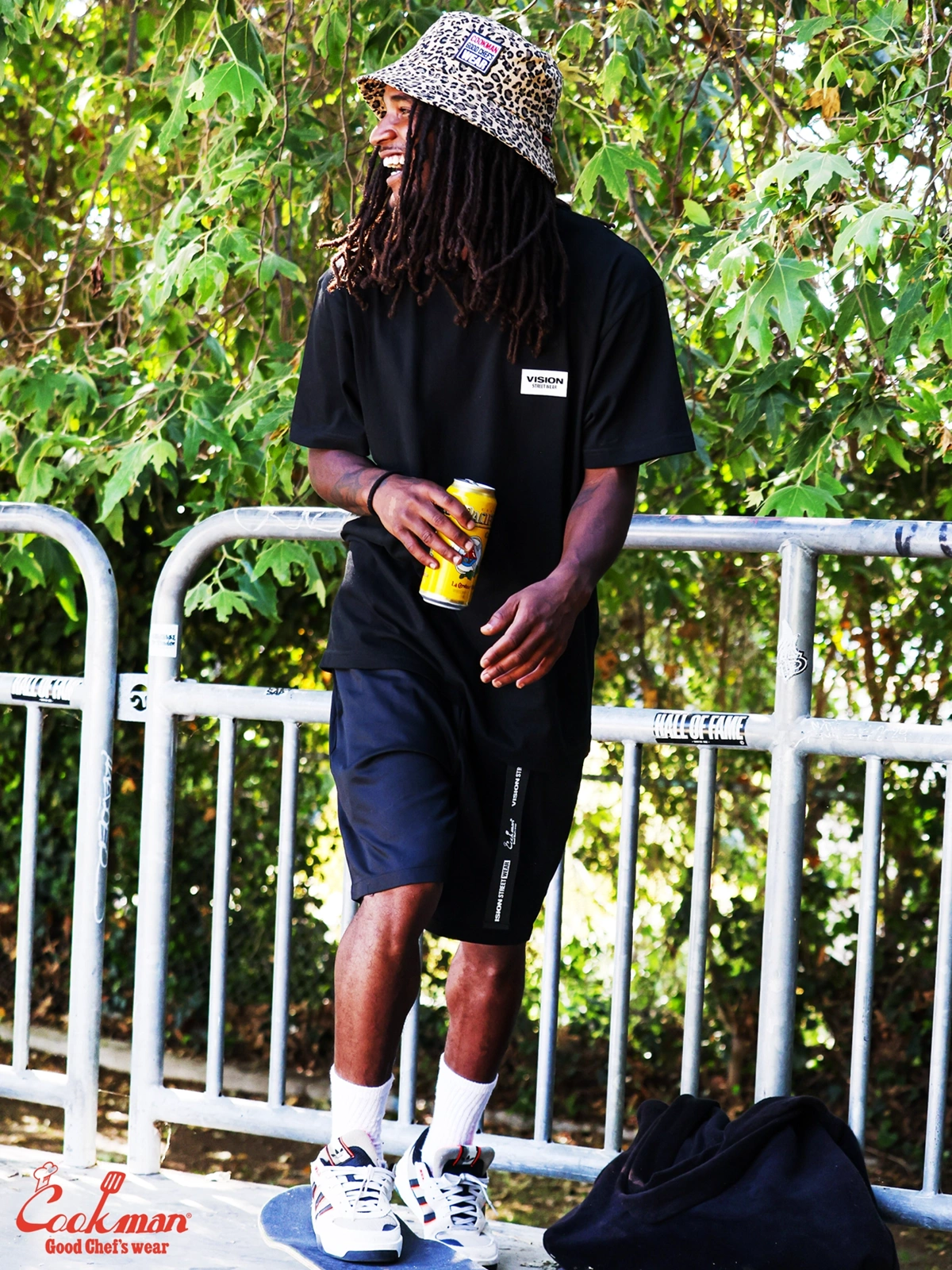 T����� Vision Logo