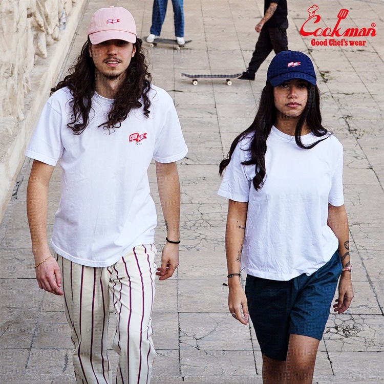 T����� Eiffel Tower