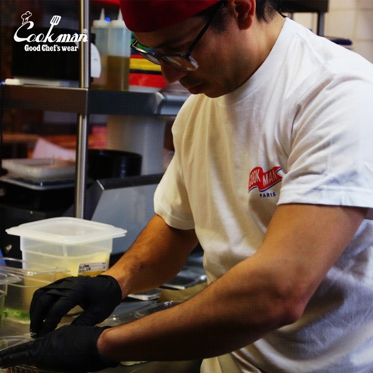 T����� Eiffel Tower