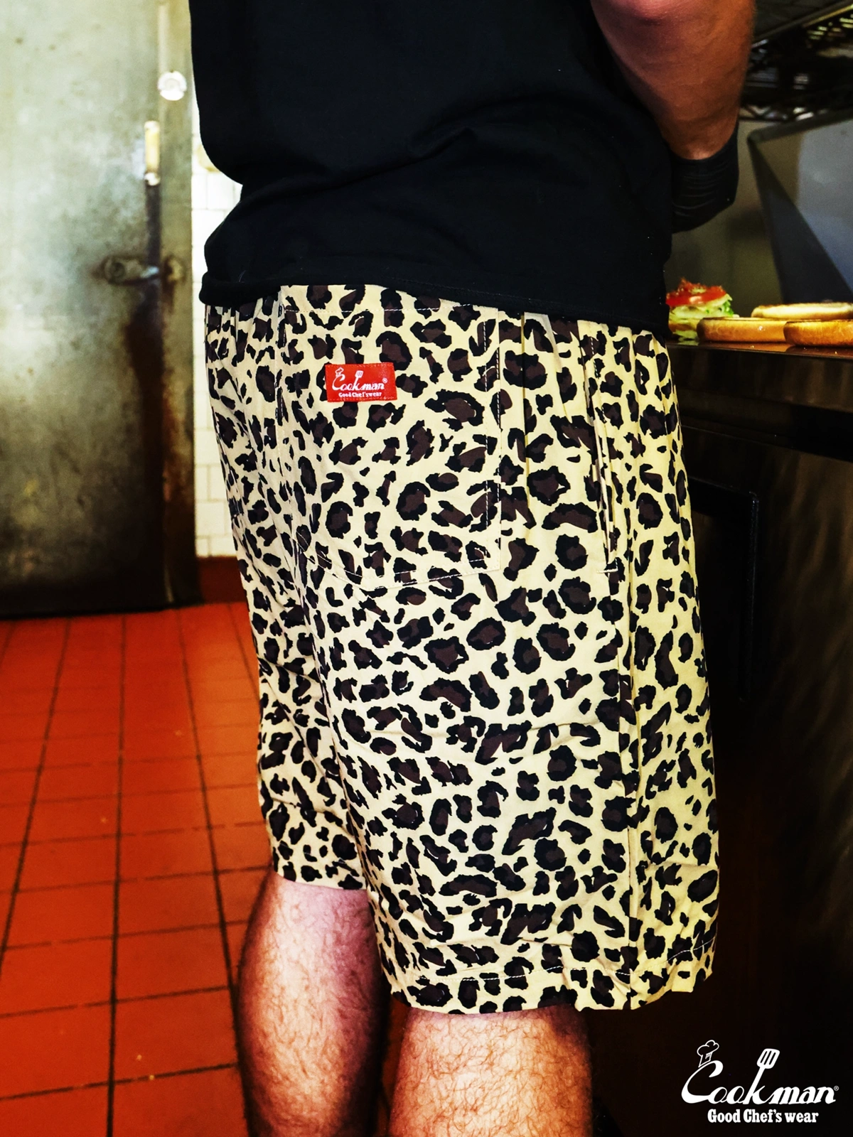 �����եѥ�� Chef Pants Short Light Leopard Beige