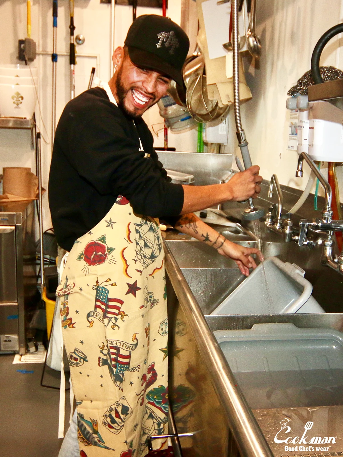 ���󥰥��ץ��� Long Apron Old Tattoo Beige