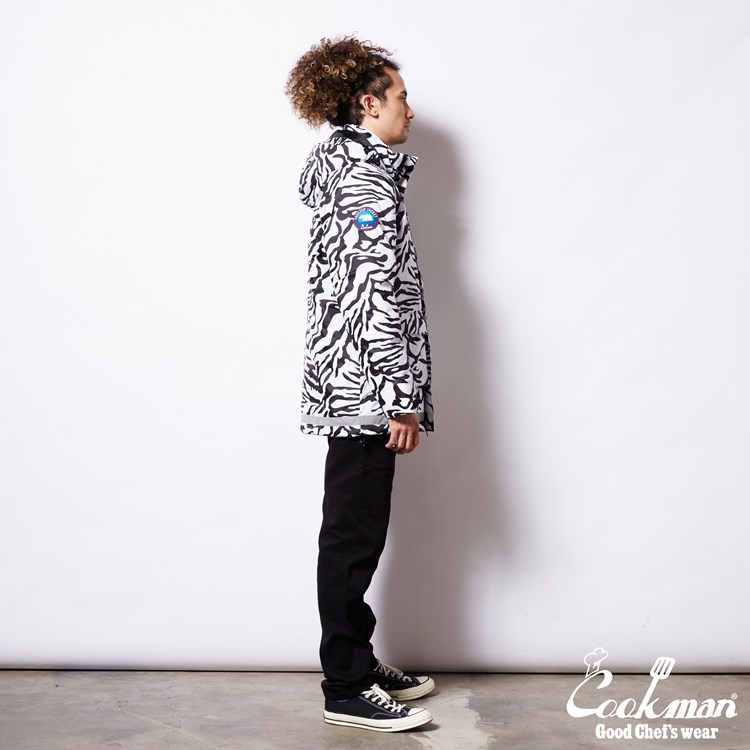 �ե꡼�������㥱�å� Freezer Jacket Zebra