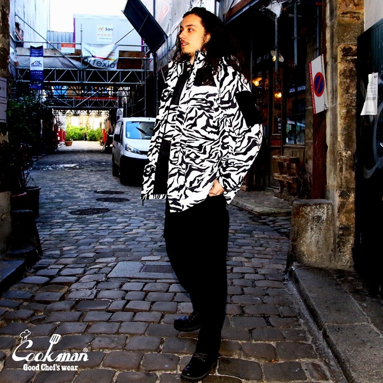 �ե꡼�������㥱�å� Freezer Jacket Zebra