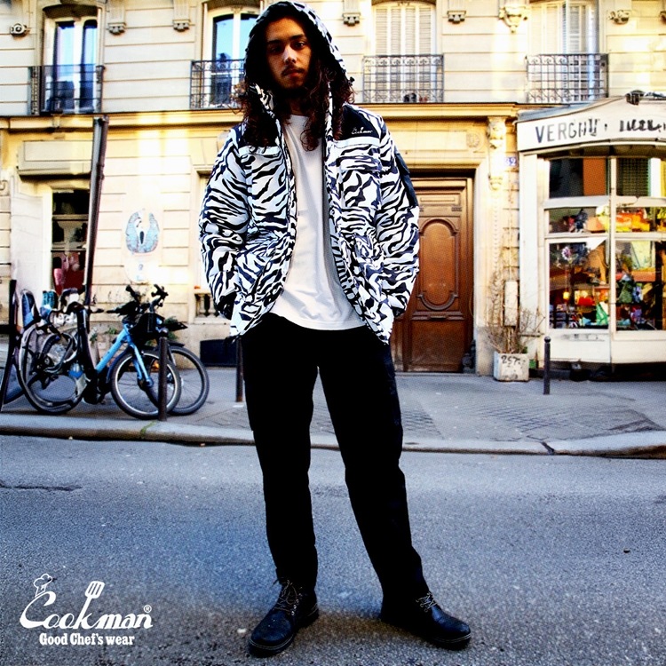�ե꡼�������㥱�å� Freezer Jacket Zebra
