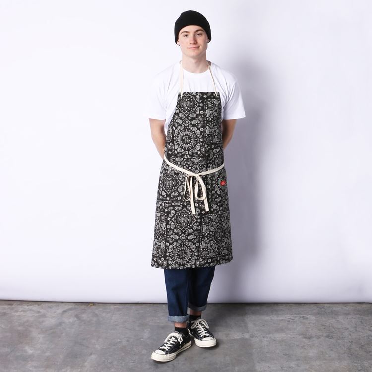 ���󥰥��ץ��� Long Apron Paisley Black