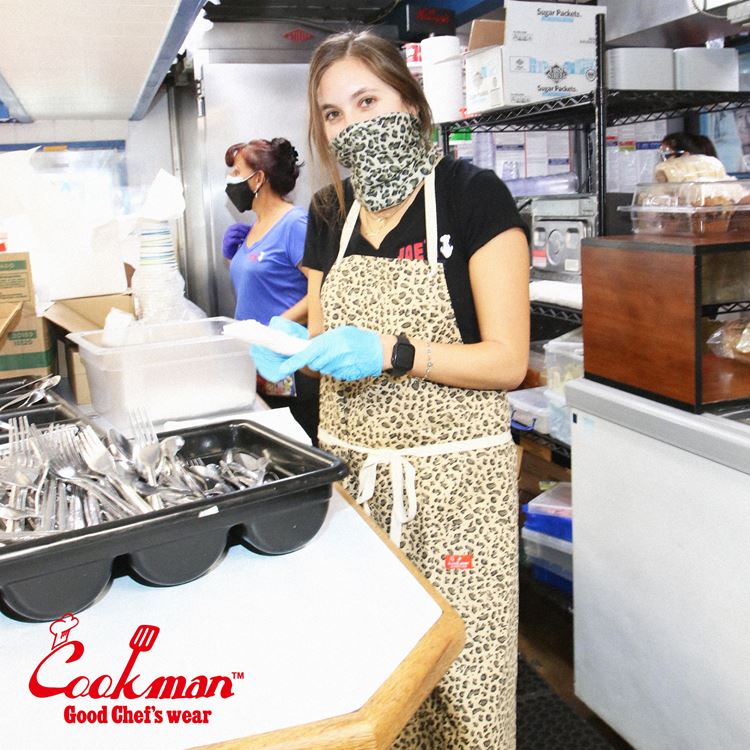 ���󥰥��ץ��� Long Apron Leopard