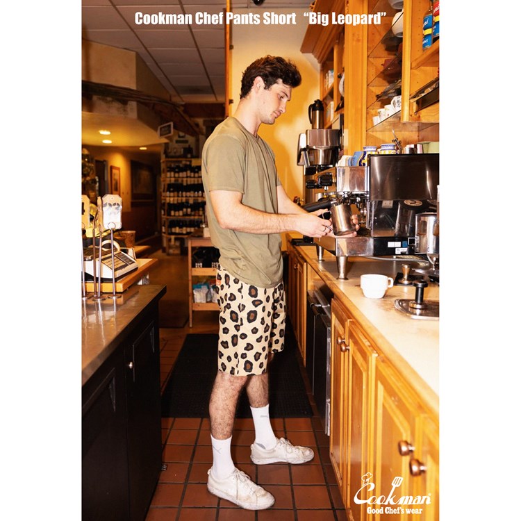 եѥ Chef Pants Short Big Leopard