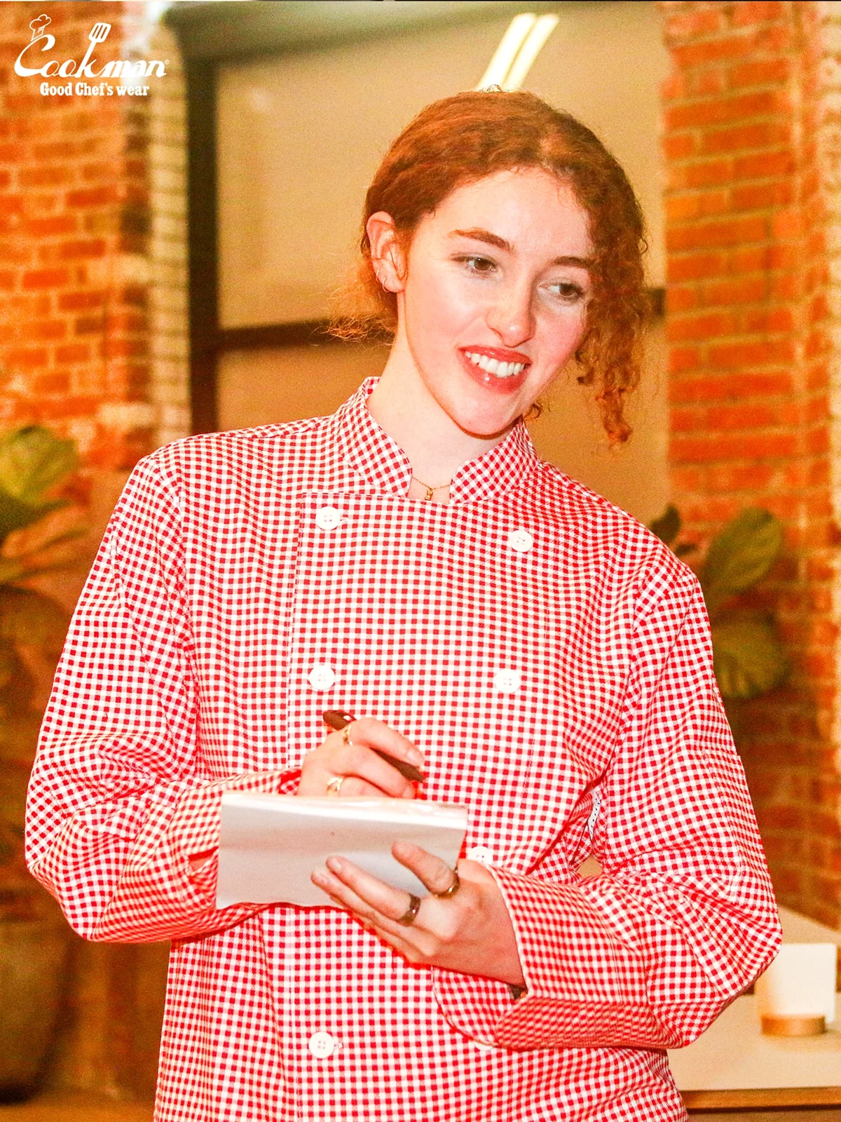�����ե����� Chef Coat Long Sleeve Vented Gingham Red
