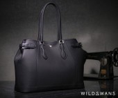 ٤Υ٥ƥաۥ磻ɥ 󥱥󥫡 ɥå ȡȥХåʥ顼ͥӡSHRUNKEN CALF DRUCKER WILD SWANS