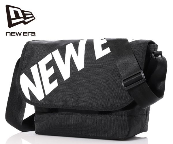 【選べるノベルティ付】 NEW ERA ニューエラ ショルダーバッグ 9L プリントロゴ (カラー:ブラック) 13772356