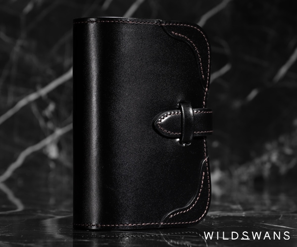 �����٤�Υ٥�ƥ��ա� �磻��ɥ���� ���ɥ�ץ륢�å� �����ͥ��� �ߥˣ��ꥷ���ƥ��Ģ �ʥ��顼���֥�å��� SADDLE PULL UP GENESIS WILD SWANS