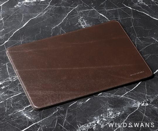 値下げ中★WILD SWANS 二つ折り財布 外/黒・中/赤茶 値下げ中☆WILD SWANS 二つ折り財布 外/黒・中/赤茶 小物
