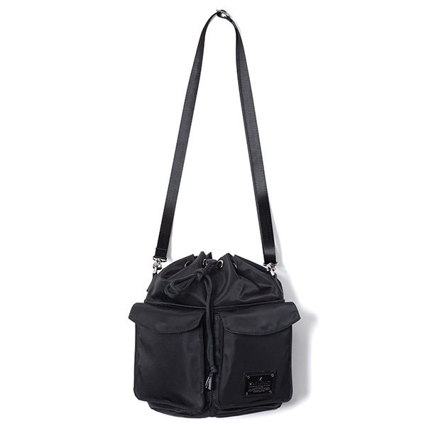 �����٤�Υ٥�ƥ��ա� MAKAVELIC �ޥ���٥�å� SIERRA DOUBLE POCKET SHOULDER POUCH ���������ݡ��� �ʥ��顼���֥�å��� 3126-10501