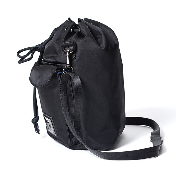 �����٤�Υ٥�ƥ��ա� MAKAVELIC �ޥ���٥�å� SIERRA DOUBLE POCKET SHOULDER POUCH ���������ݡ��� �ʥ��顼���֥�å��� 3126-10501