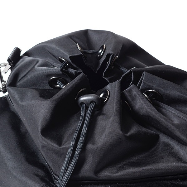 �����٤�Υ٥�ƥ��ա� MAKAVELIC �ޥ���٥�å� SIERRA DOUBLE POCKET SHOULDER POUCH ���������ݡ��� �ʥ��顼���֥�å��� 3126-10501