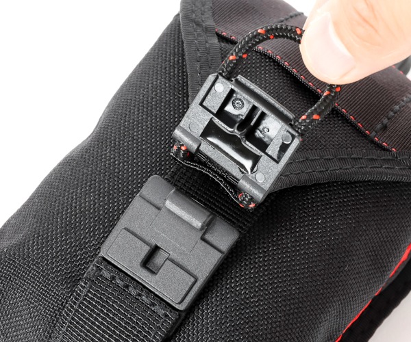 �����٤�Υ٥�ƥ��աۥ֥꡼�ե��� BRIEFING �ݡ��� SCOPE BOX POUCH�ʥ��顼���֥�å���BRG191A19