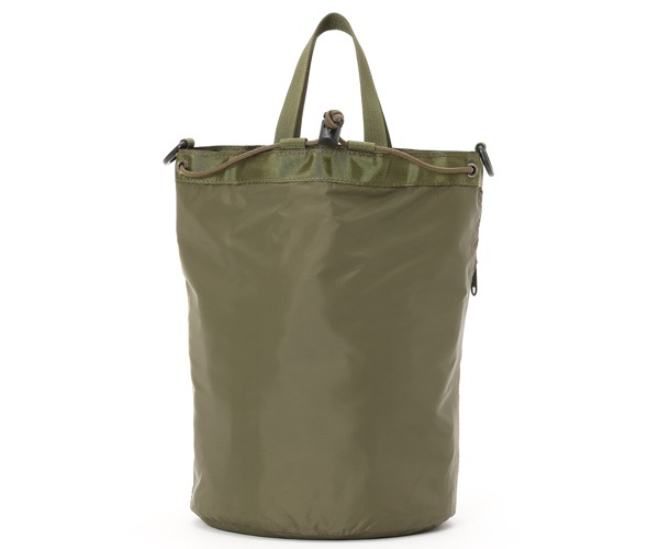 �����٤�Υ٥�ƥ��ա� �֥꡼�ե��� BRIEFING �ɥ������ȥ�󥰥ݡ��� COLLEGE DRAWSTRING POUCH �ʥ��顼�����꡼��� BRA243L28