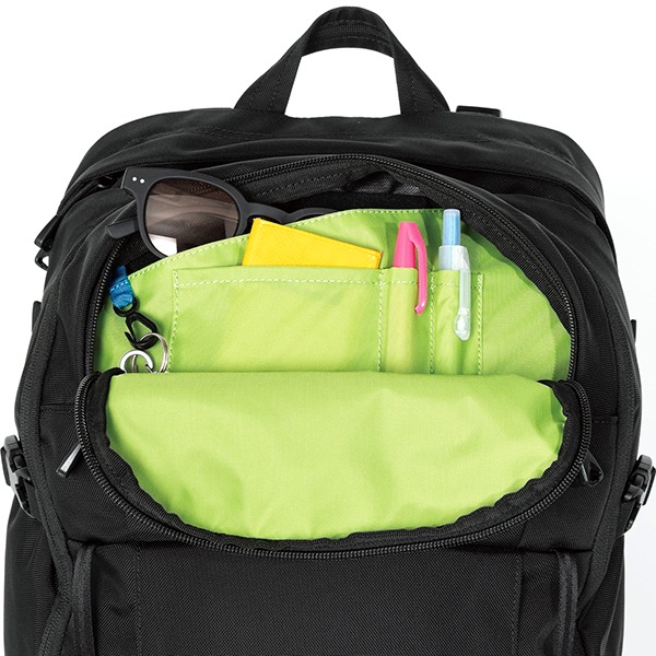 �����٤�Υ٥�ƥ��ա� KARRIMOR ����ޡ� tribute 40 ���å����å� �ʥ��顼���֥�å��� 501233-9000