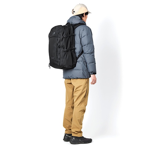 �����٤�Υ٥�ƥ��ա� KARRIMOR ����ޡ� tribute 40 ���å����å� �ʥ��顼���֥�å��� 501233-9000