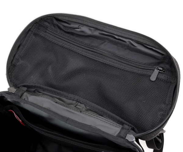 �����٤�Υ٥�ƥ��ա� Manhattan Portage �ޥ�ϥå���ݡ��ơ��� �Хå��ѥå� �ʥ��顼���֥�å��� MP2231JR