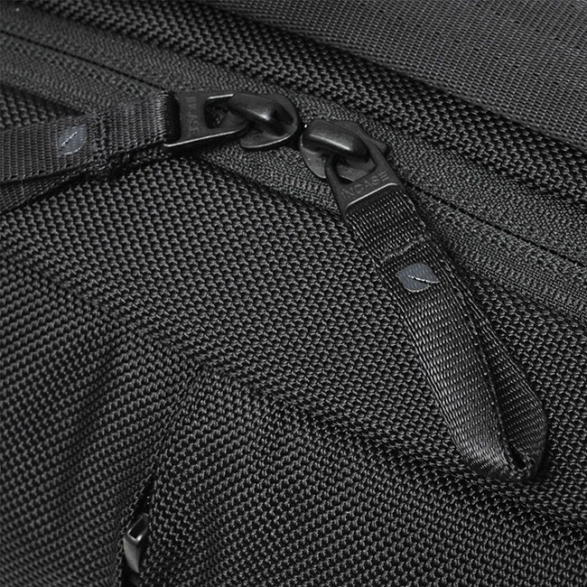 選べるノベルティ付】Incase インケース Tracks Sling 7L スリング