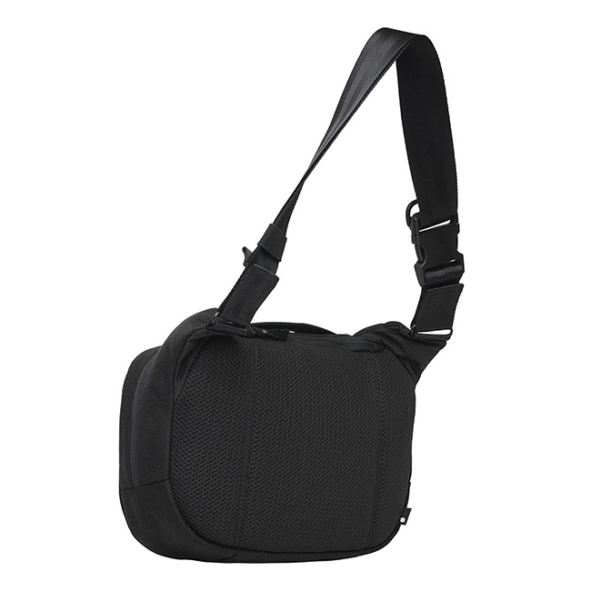 �����٤�Υ٥�ƥ��ա�Incase ���󥱡��� Tracks Sling 7L ����󥰥Хå� �ʥ��顼���֥�å��� 137252053001