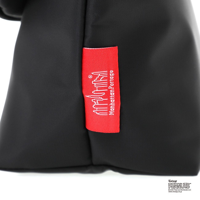�����٤�Υ٥�ƥ��ա�Manhattan Portage �ޥ�ϥå���ݡ��ơ��� PEANUTS 2025 ��å��󥸥㡼�Хå� �ʥ��顼���֥�å��� MP1603BPDMGNTPNS25