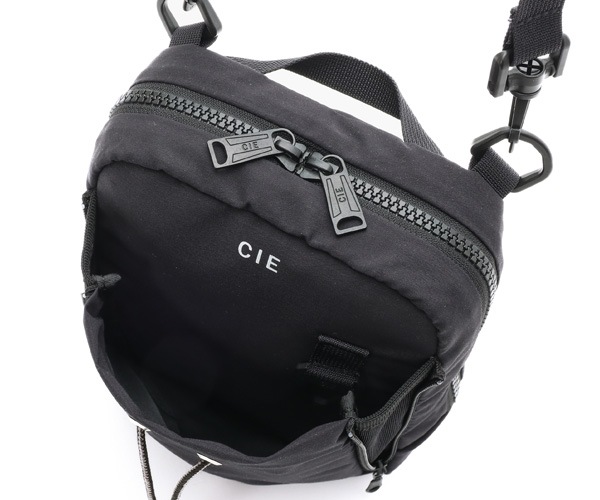�����٤�Υ٥�ƥ��ա� CIE ���� �ƥ���� �ܥȥ륷������ �ʥ��顼���֥�å��� 042503