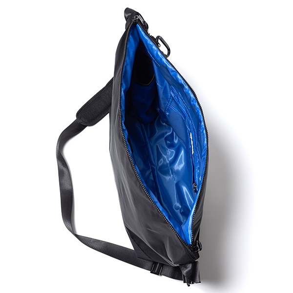 �����٤�Υ٥�ƥ��ա� MAKAVELIC �ޥ���٥�å� URBAN MESSENGER BAG SIERRA EDITION ��å��󥸥㡼�Хå� �ʥ��顼���֥�å��� 3126-10505