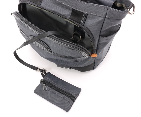 �����٤�Υ٥�ƥ��ա� DSBK �ǥ��������ӡ����� UsabilityTote-Compact 2WAY�ȡ��ȥХå� �ʥ��顼���ͥ��ӡ��� KOH-3388