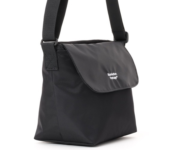 �����٤�Υ٥�ƥ��ա� Manhattan Portage �ޥ�ϥå���ݡ��ơ��� ��å��󥸥㡼�Хå� �ʥ��顼���֥�å��� MP1603NTWLBPDMGNT