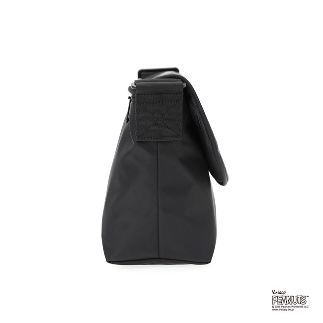 �����٤�Υ٥�ƥ��ա�Manhattan Portage �ޥ�ϥå���ݡ��ơ��� PEANUTS 2025 ��å��󥸥㡼�Хå� �ʥ��顼���֥�å��� MP1605JRSBPDMGNTPNS25