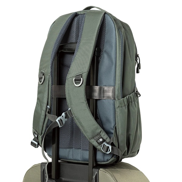 �����٤�Υ٥�ƥ��ա� KARRIMOR ����ޡ� tribute 25 ���å����å� �ʥ��顼���ߥåɥʥ��ȡ� 501234-5040