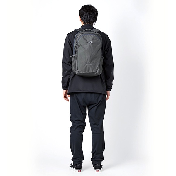 �����٤�Υ٥�ƥ��ա� KARRIMOR ����ޡ� tribute 25 ���å����å� �ʥ��顼���ߥåɥʥ��ȡ� 501234-5040