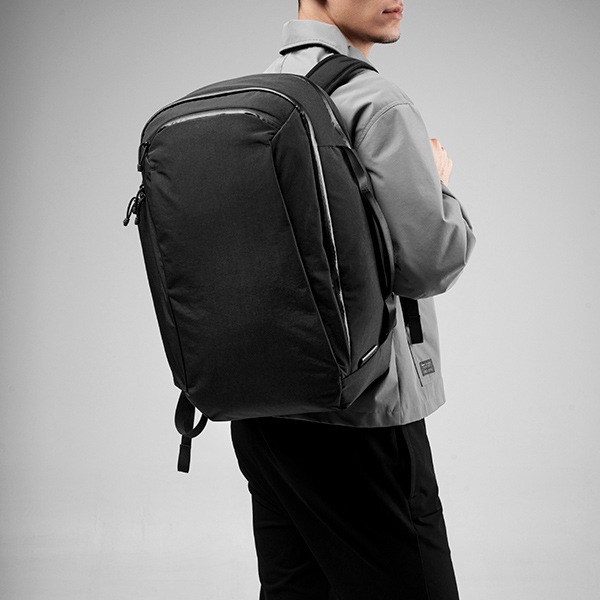 選べるノベルティ付】 ALPAKA アルパカ TRAVERSE BACKPACK 38L バック