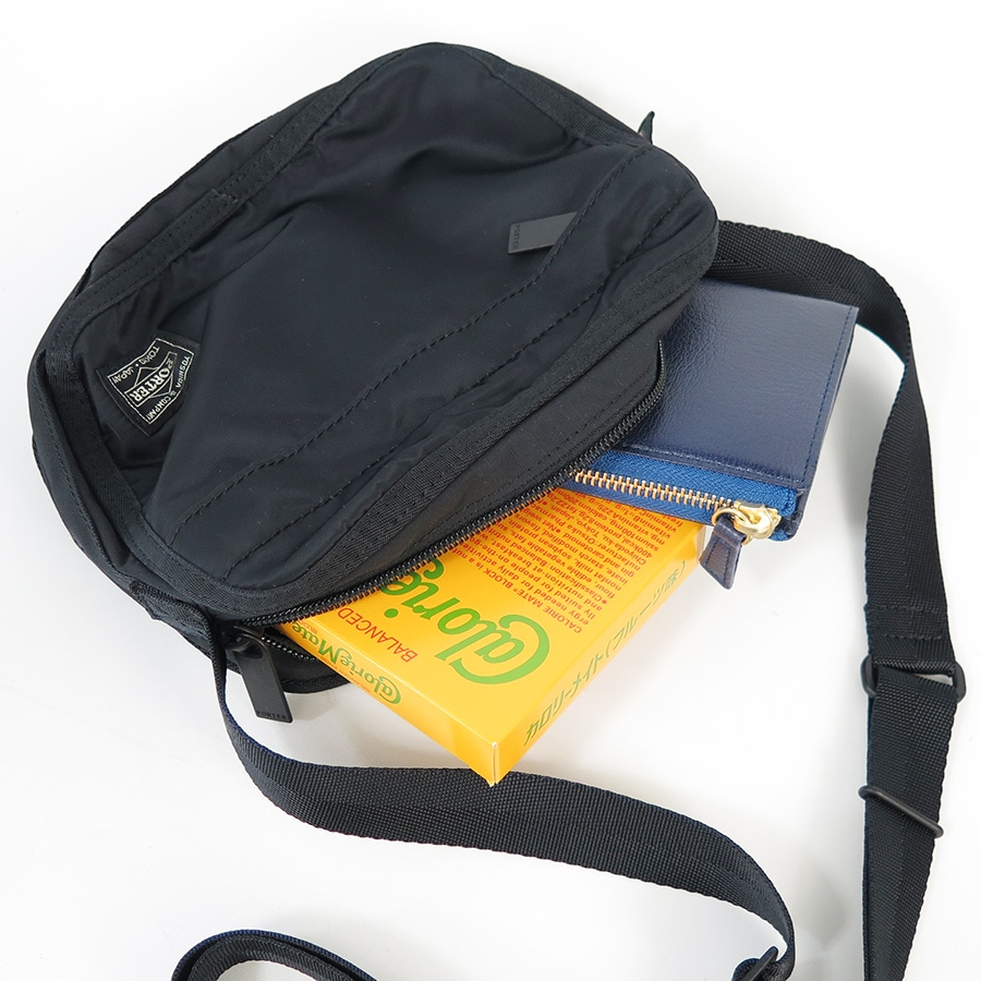 ポーター フレーム ショルダーバッグ 690-17849 （カラー：ブラック