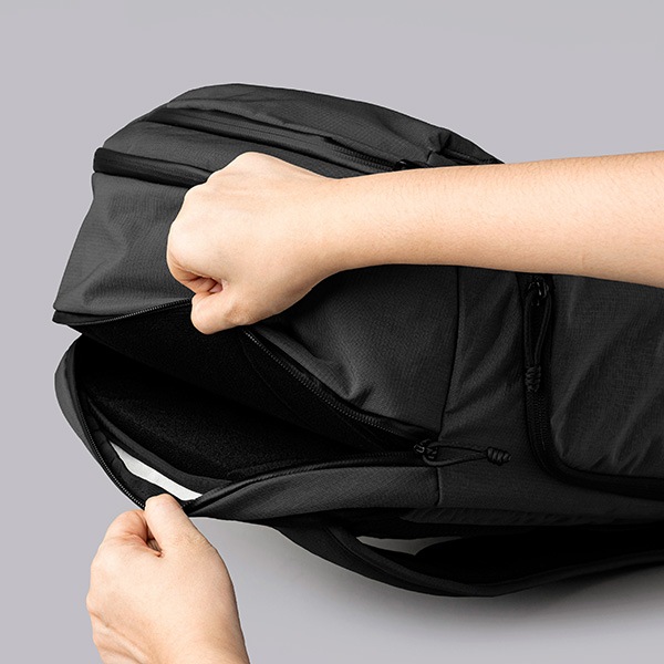 �����٤�Υ٥�ƥ��ա� ALPAKA ����ѥ� TRAVERSE BACKPACK �Хå��ѥå� �ʥ��顼���֥�å��� 4256