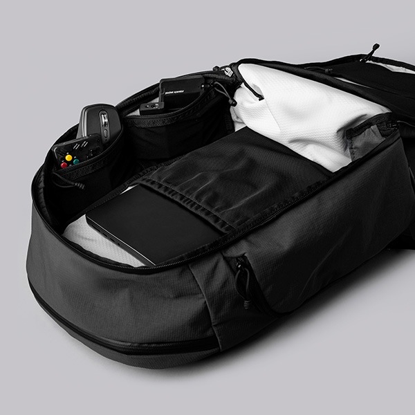 �����٤�Υ٥�ƥ��ա� ALPAKA ����ѥ� TRAVERSE BACKPACK �Хå��ѥå� �ʥ��顼���֥�å��� 4256