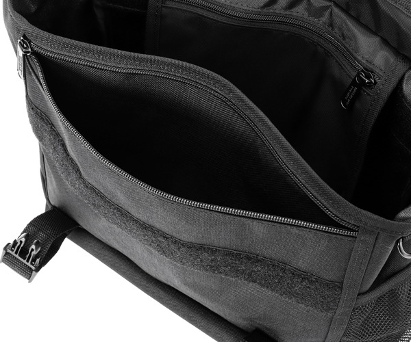 �����٤�Υ٥�ƥ��ա�Manhattan Portage �ޥ�ϥå���ݡ��ơ��� ��å��󥸥㡼�Хå� �ʥ��顼���֥�å��� MP1621