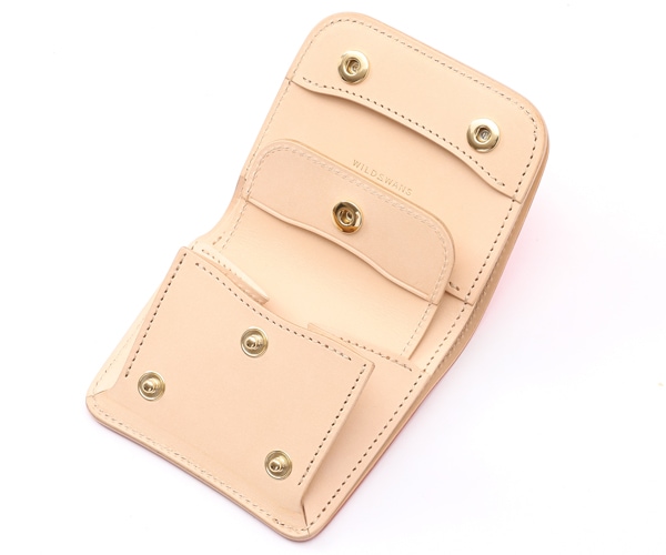 ワイルドスワンズ クールキャット コラボ CASA カーサ 財布 限定 新品 選べるノベルティ付】ワイルドスワンズ×クールキャット ダービー