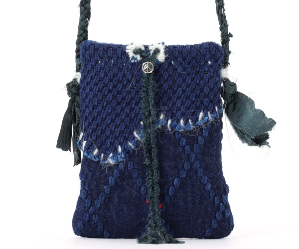 �����٤�Υ٥�ƥ��ա� �ݡ��������饷�å� ����ɡ� OMAMORI POUCH W / SILK & SILVER M �ݡ��� M �ʥ��顼���֥롼�� PORTER CLASSIC 001-4019
