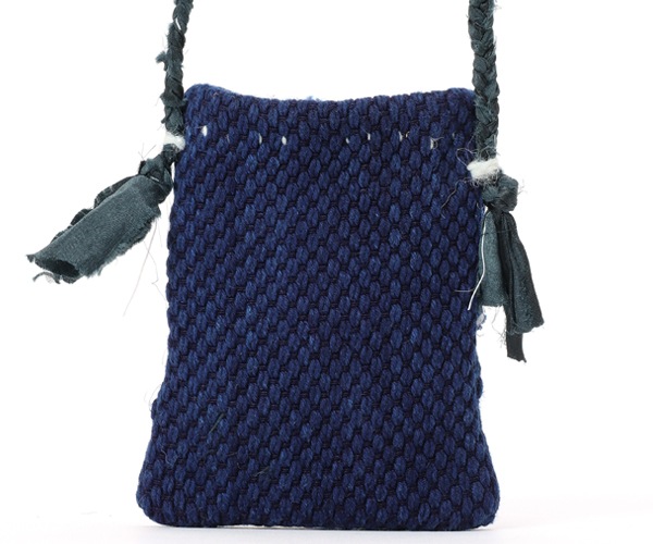 �����٤�Υ٥�ƥ��ա� �ݡ��������饷�å� ����ɡ� OMAMORI POUCH W / SILK & SILVER M �ݡ��� M �ʥ��顼���֥롼�� PORTER CLASSIC 001-4019