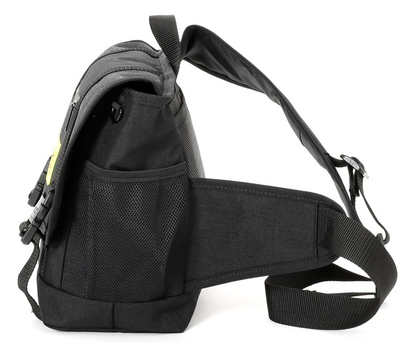 �����٤�Υ٥�ƥ��ա�Manhattan Portage �ޥ�ϥå���ݡ��ơ��� ��å��󥸥㡼�Хå� �ʥ��顼���֥�å��� MP1621LNW