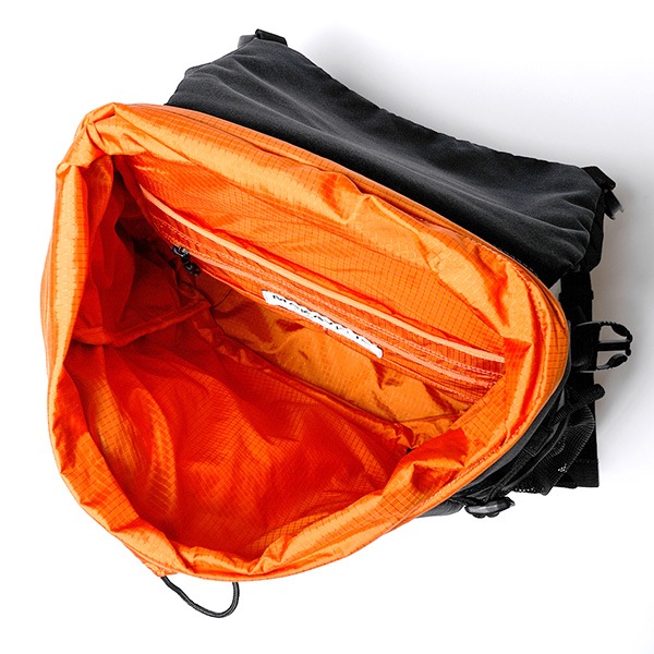 �����٤�Υ٥�ƥ��ա� MAKAVELIC �ޥ���٥�å� CHASE DOUBLE LINE 4 BACKPACK �Хå��ѥå� �ʥ��顼���֥�å��� 3125-10114