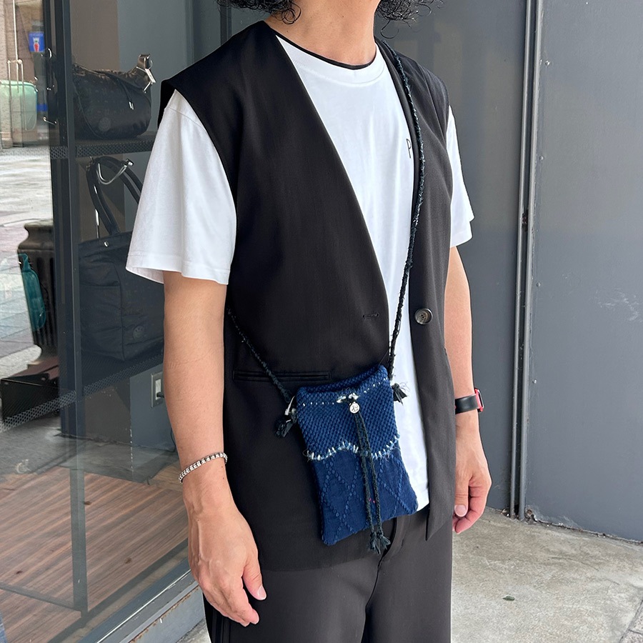 �����٤�Υ٥�ƥ��ա� �ݡ��������饷�å� ����ɡ� OMAMORI POUCH W / SILK & SILVER L �ݡ��� L �ʥ��顼���֥롼�� PORTER CLASSIC 001-4020